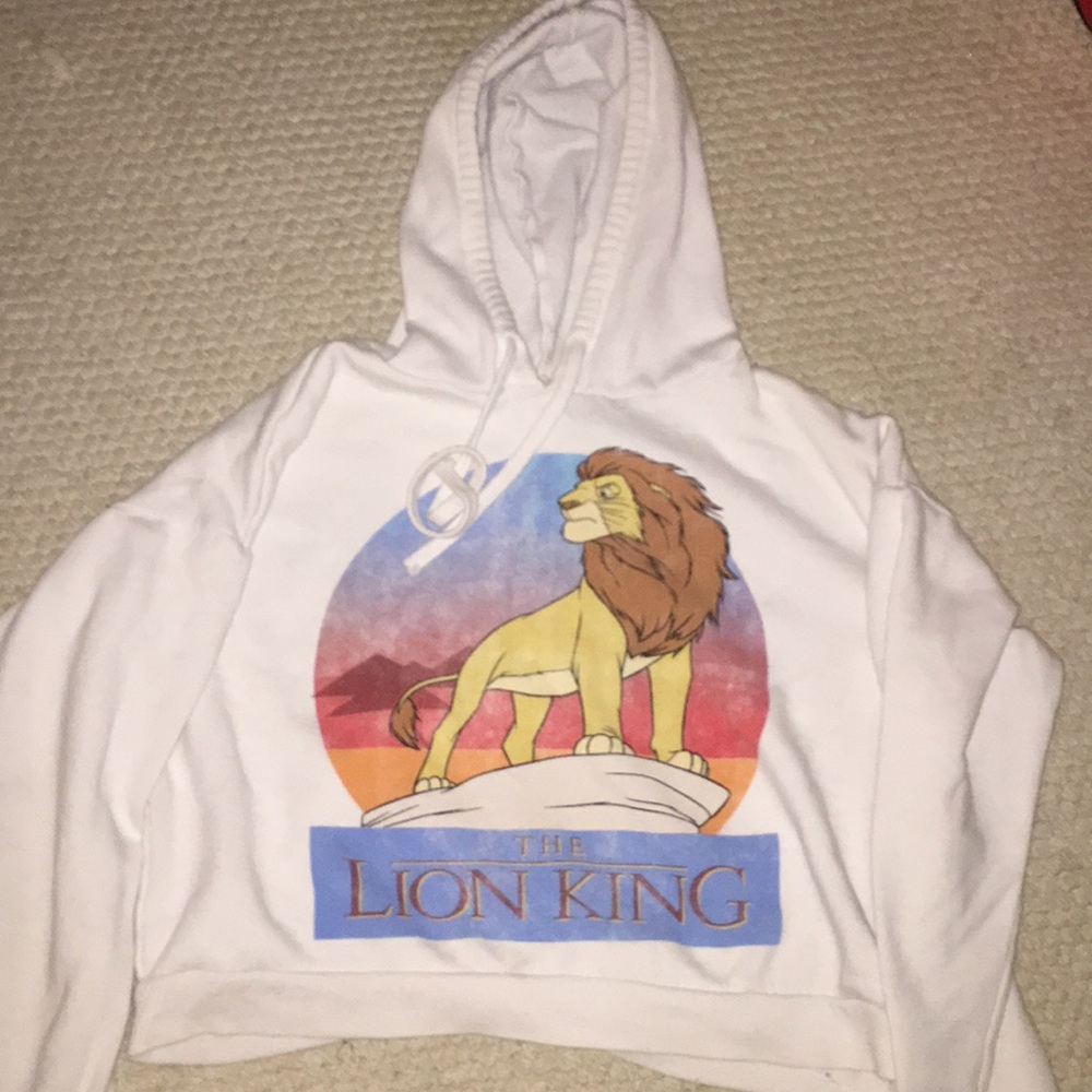 lion king cropped sweatshirt!